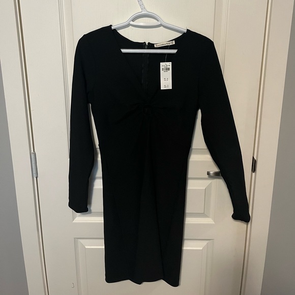 NWT Abercrombie & Fitch ORing Mini Dress 🌟 - Picture 3 of 6